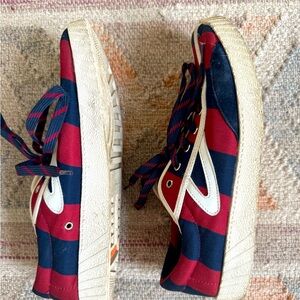 Tretorn Andre 3000 Rare! Used good condition. Women’s Size 11